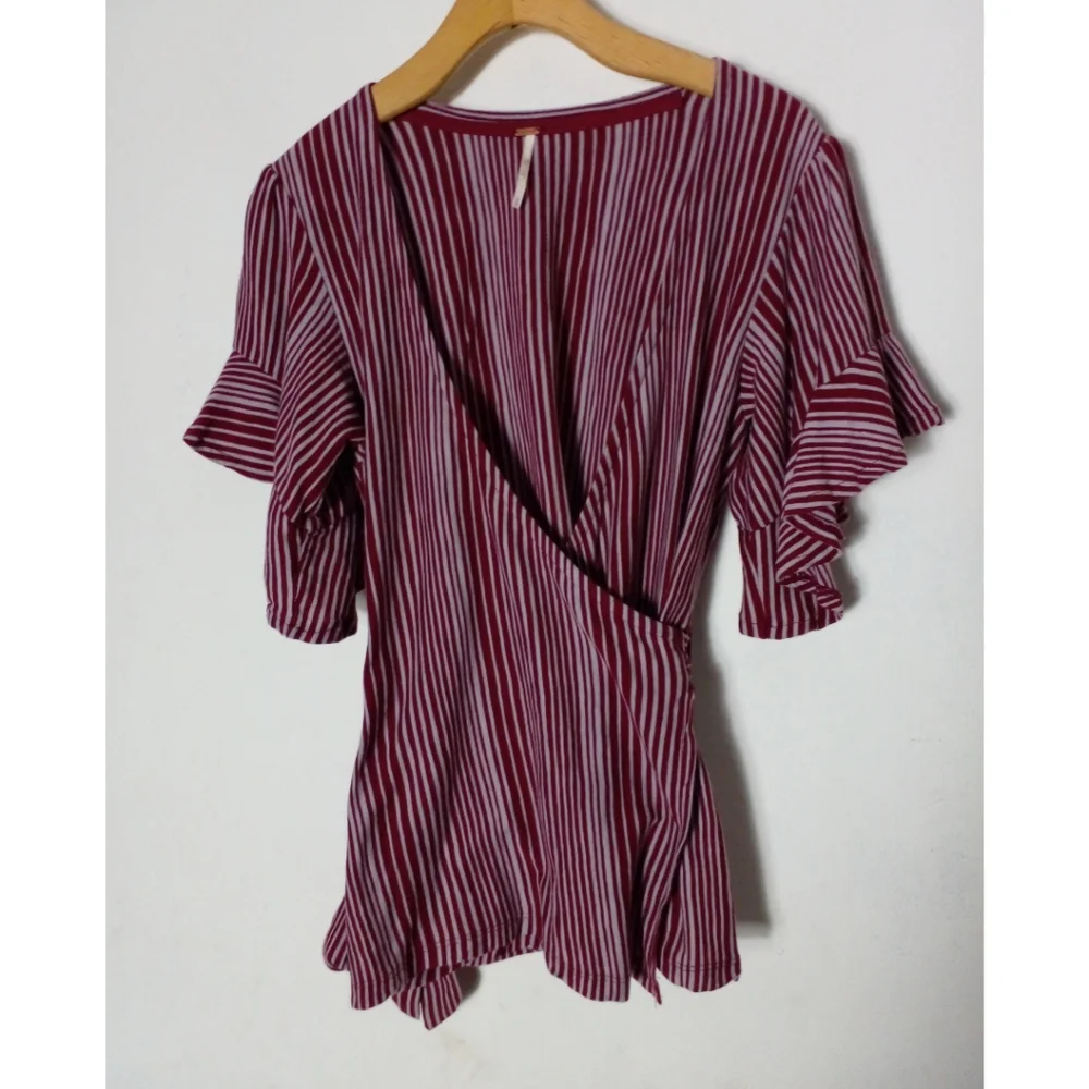 Free People Wrapped Around My Finger Top - Picture 2 of 8